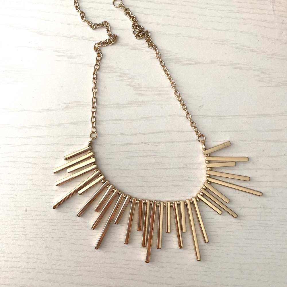 Statement necklace